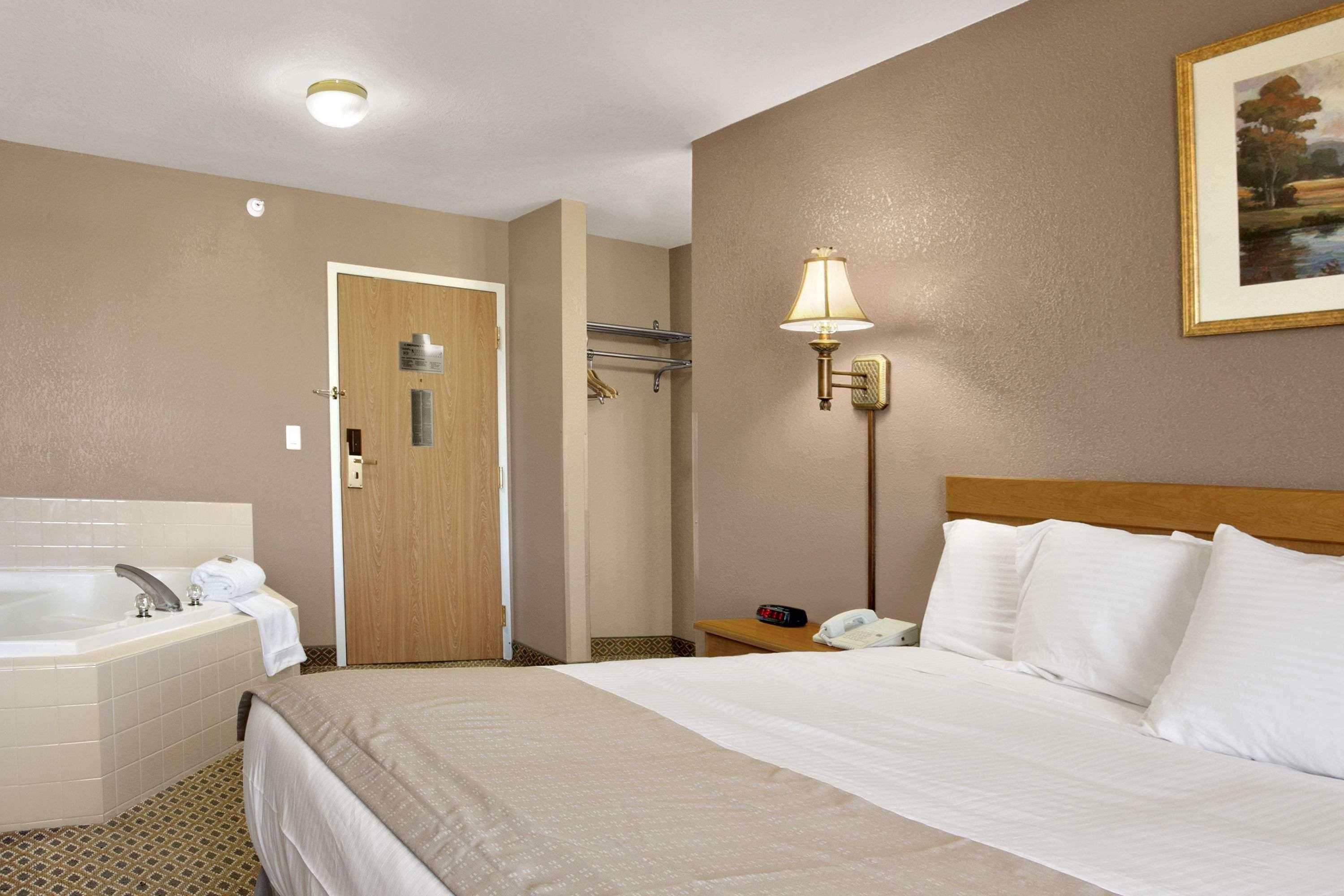 Baymont By Wyndham Jacksonville Zewnętrze zdjęcie