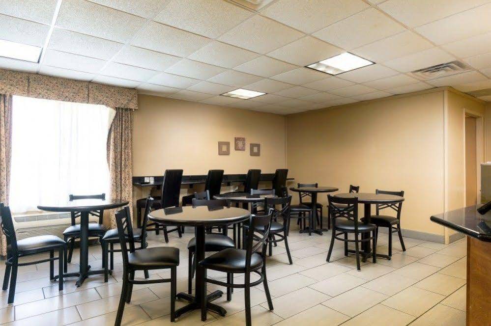Baymont By Wyndham Jacksonville Zewnętrze zdjęcie